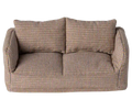 Maileg, babyseng, babycot, legetøj, børnelegetøj, musseseng, dukkeseng, Maileg dansende kat & Mus i skoæske Maileg Storebror mus i nattøj, Maileg - Sofa, Mus