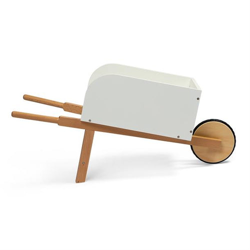 Dansk design, by Astrup, børn i tanke, moderne design, trælegetøj, aktivitetslegetøj, indlæring, alfabetet, klodser, legetøj, træ, bæredygtig, miljøvenlig, spil, læring, uddannelse, educative