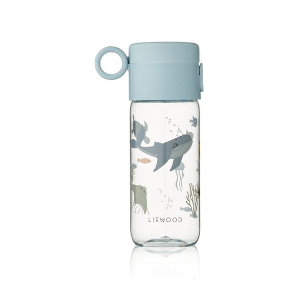 Liewood - Neil tudekop i silikone 150 ML - Splash dots / Sea shell