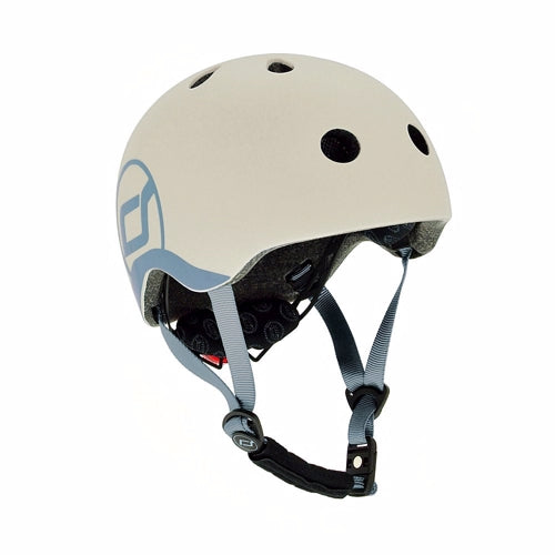scoot and ride, trehjulet, 3-hjulet, løbehjul, 3-5 år, sikkerhedspude, aktiv leg, udeleg, 2-i-1, cykeltræning, motorisk udvikling, balance, hjelm, cykelhjelm