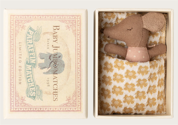 Sleepy wakey baby mouse in matchbox - Rose